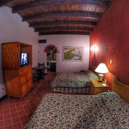 Hotel Parador Santa Cruz Creel Exterior foto