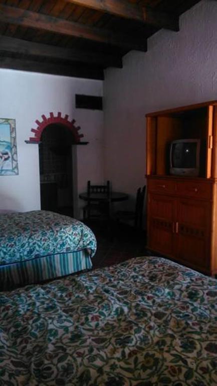 Hotel Parador Santa Cruz Creel Quarto foto