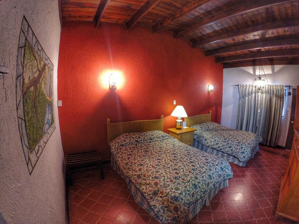 Hotel Parador Santa Cruz Creel Quarto foto